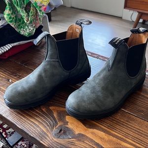 Blundstone womens classic Chelsea boots, rustic black, US womens 8.5